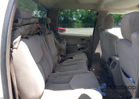 2003 Chevrolet Silverado 1500Hd Ls z USA, uszkodzony, nr VIN 1GCGK13U23F157723